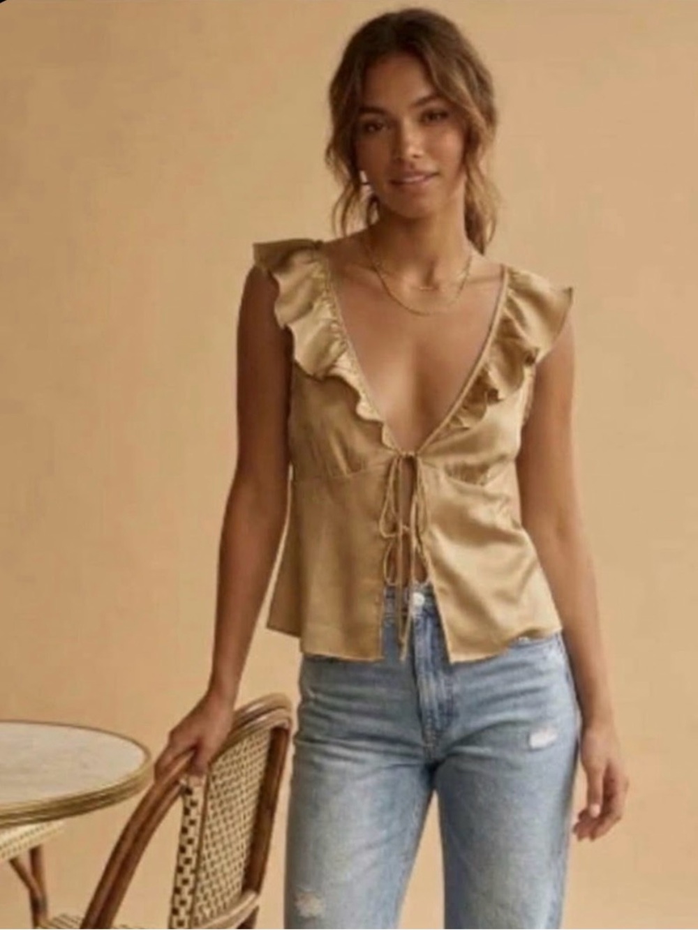 wilfred tonka Satin V-neck ruffled blouse Satin Tie-Front Ruffle Camisole XS